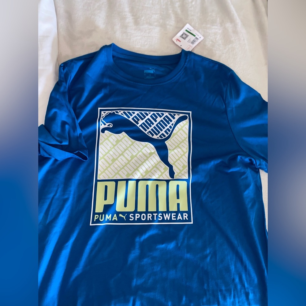 Adidas t-shirt